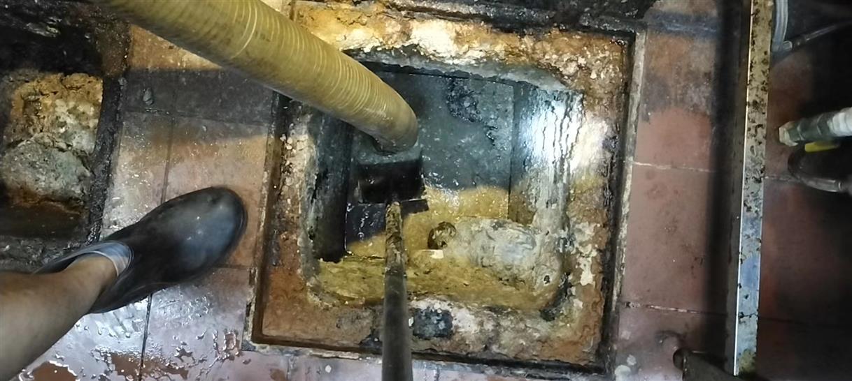 石渠污水池清理一般都有毒气，怎么预防中毒呢？
